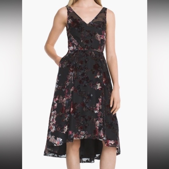 White House Black Market Dresses & Skirts - White House Black Market Black Floral Velvet 90s Inspired Formal Midi Dress